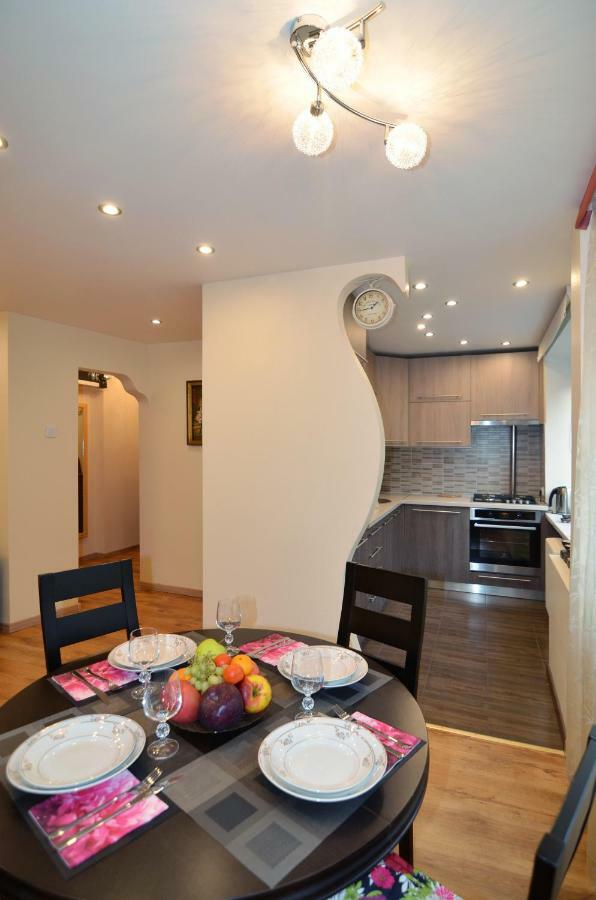 Tomsona Apartment Riga Center エクステリア 写真